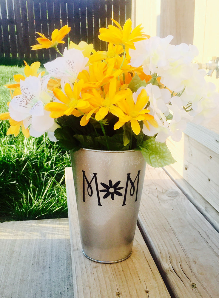 Mother's Day gift - flower vase - Knot and Nest Designs