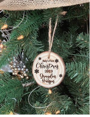
                
                    Load image into Gallery viewer, Baby&amp;#39;s First Christmas Custom engraved ornament - Knot and Nest Designs
                
            