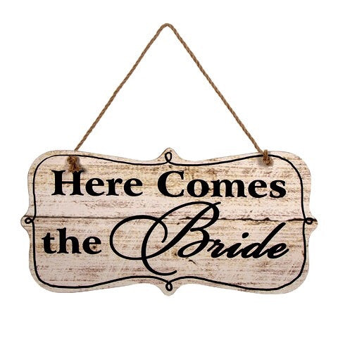 Here comes the bride sign - Knot and Nest Designs